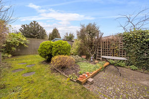 Photo 22- click for photo gallery